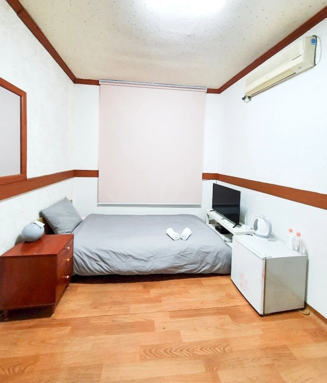 Standard Single room (single bed)