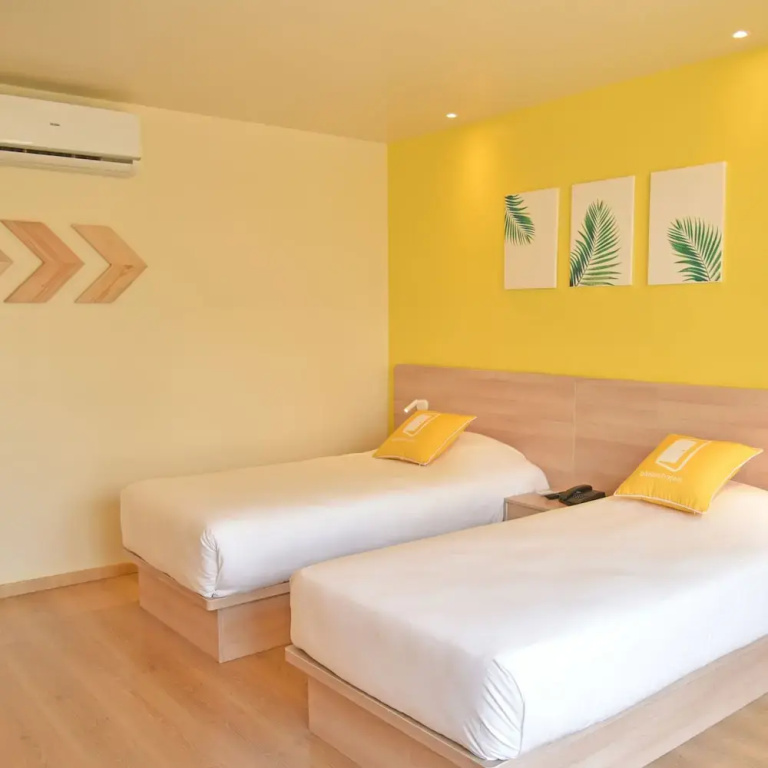Standard Double room (twin beds)