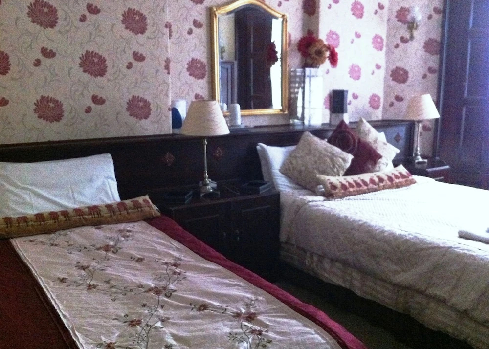 Georgian House Hotel - Chambres