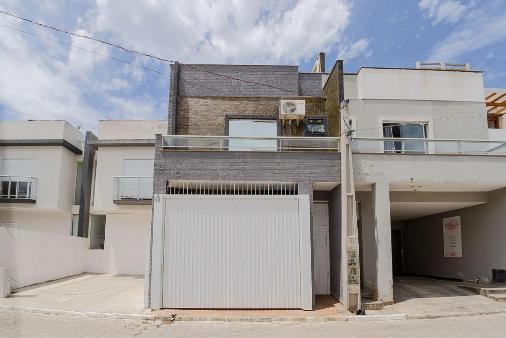 Casa Ampla C/ Churrasqueira Nos Ingleses Crl001