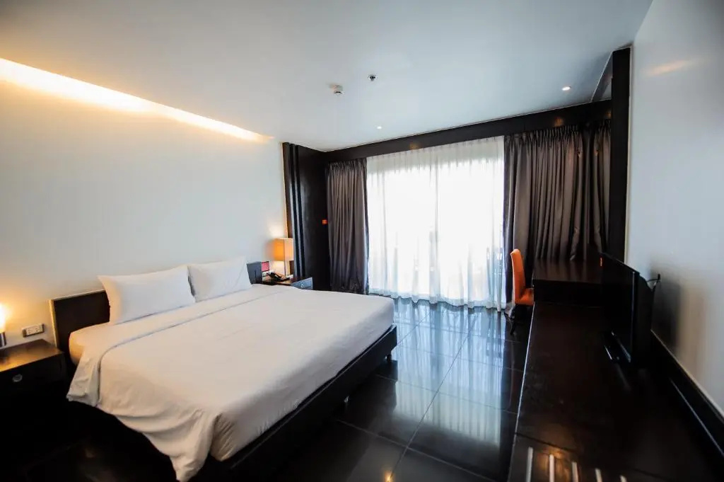 Hotel Selection Pattaya - Tap to explore photos