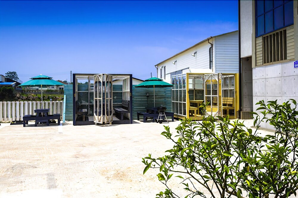 Jeju White Star Pension