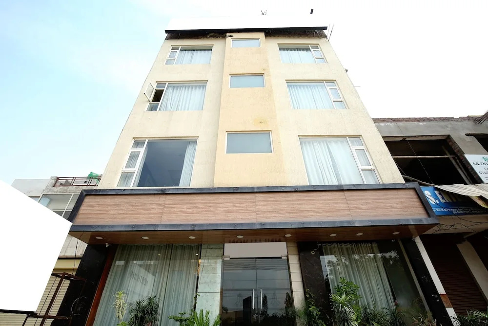 Hotel North Inn by OYO Rooms