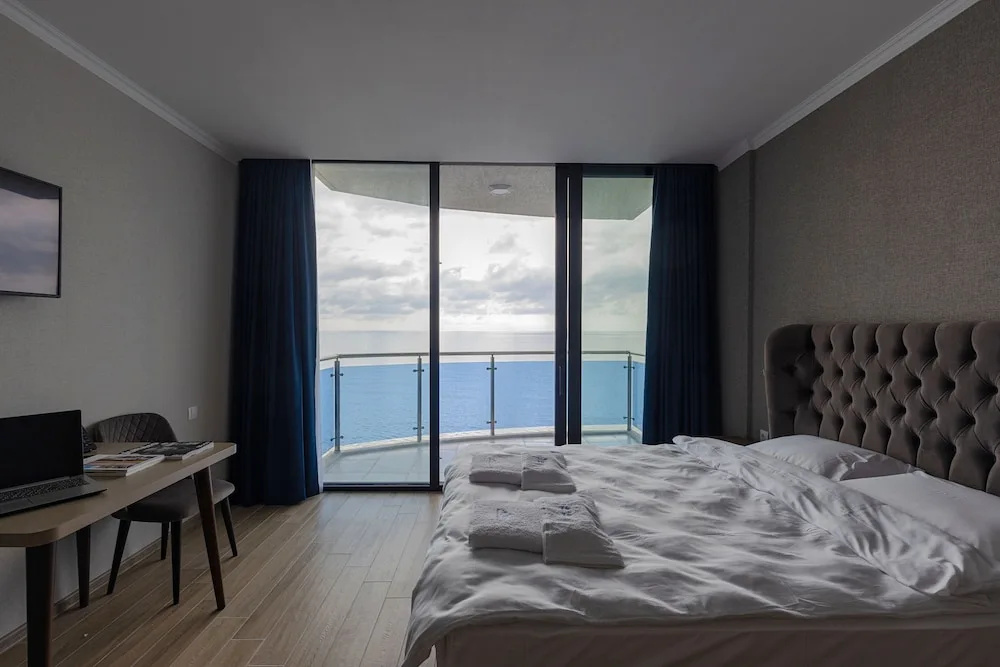 Standard Double room with balcony (full double bed)