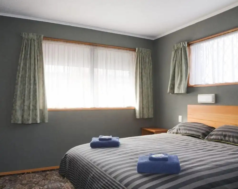 2 Bedrooms Suite with balcony