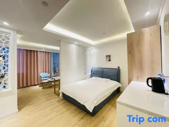 Madrigal hotel 206