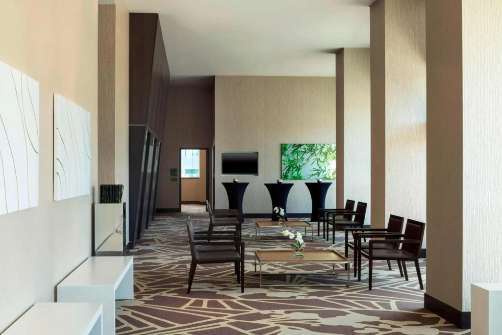 Element Vancouver Metrotown - фото 14