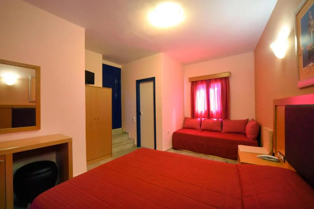 Standard Double room (full double bed)