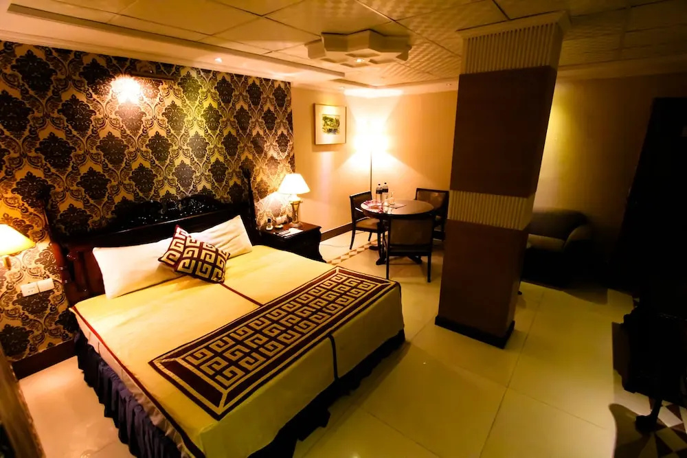 Superior Suite