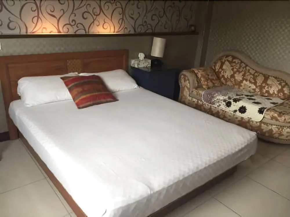 Deluxe Double room with view full double bed