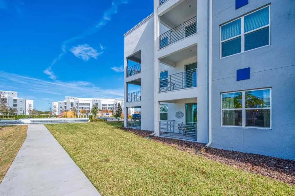 Spacious and pleasant home near Disney