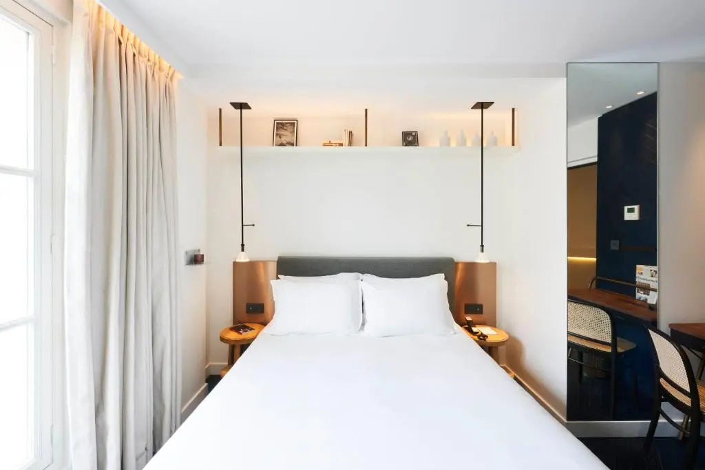 Classic Double room (full double bed)