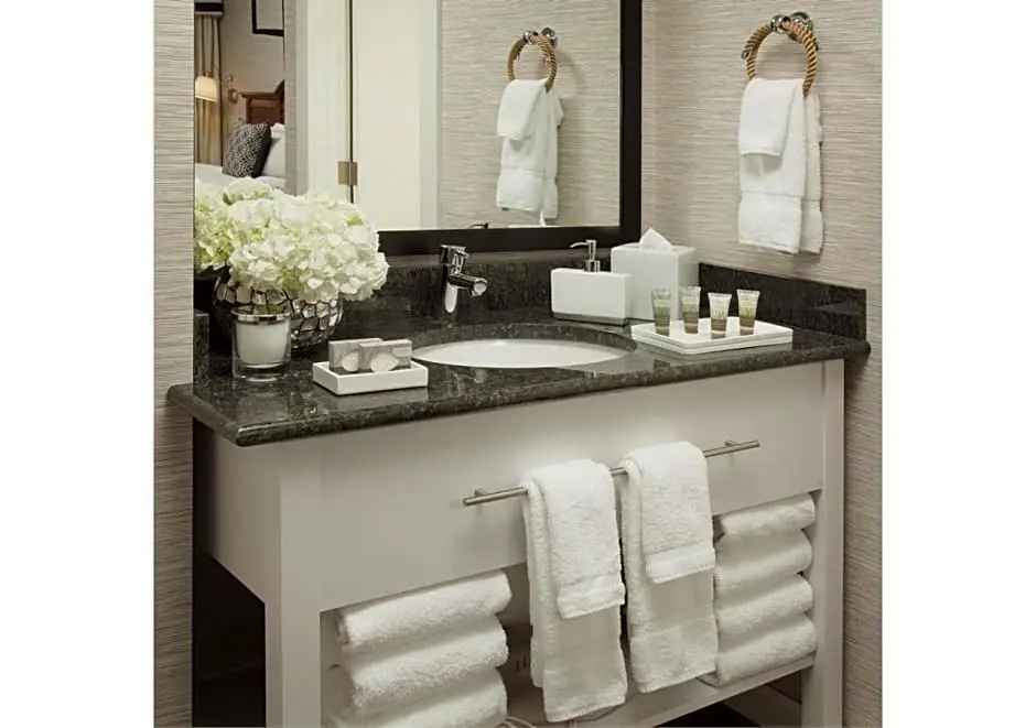 Hyannis Harbor Hotel - Chambres