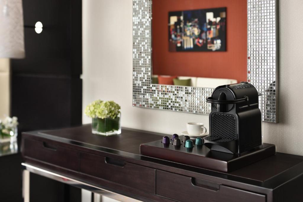Movenpick Hotel Colombo