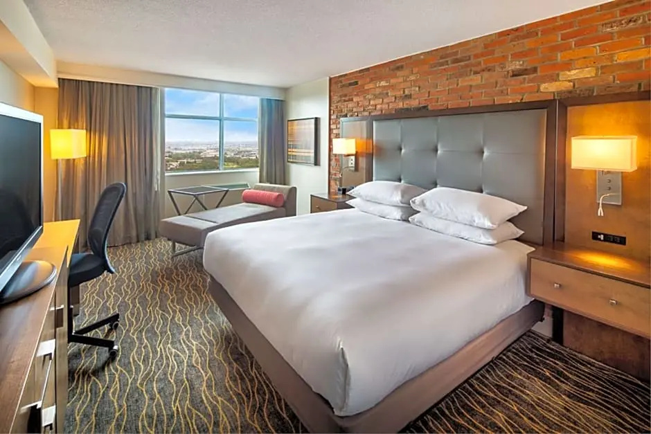 DoubleTree by Hilton Toronto Airport - Chambres