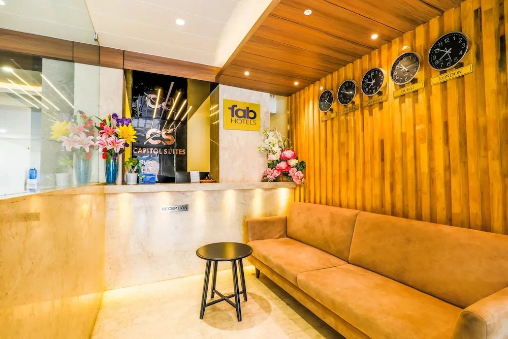 FabHotel Capitol Suites