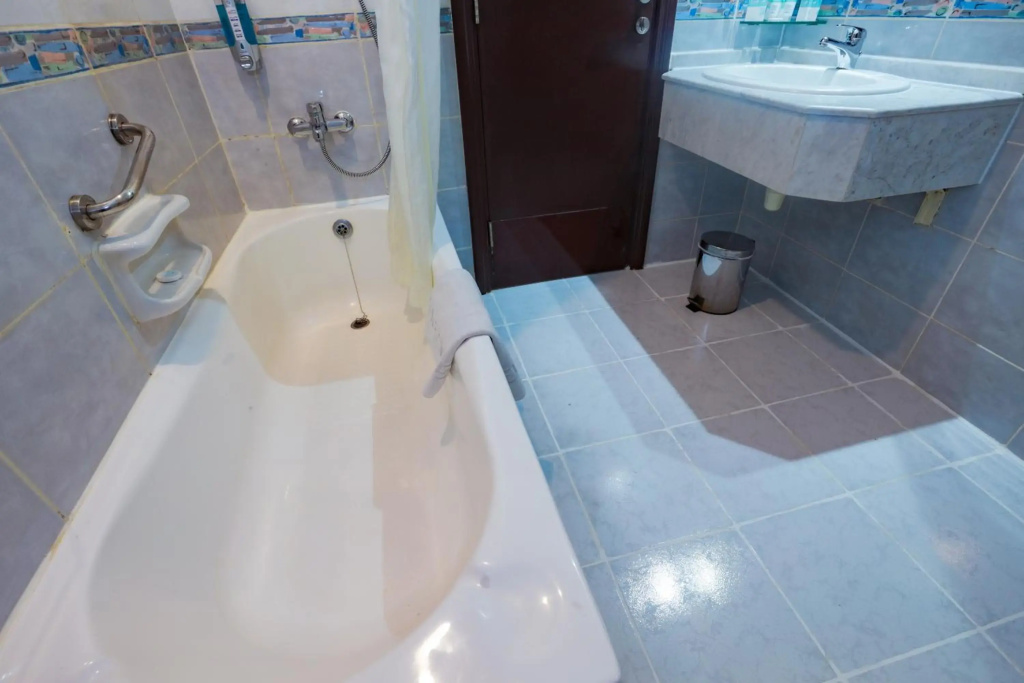 Admiral Plaza Hotel Dubai 10