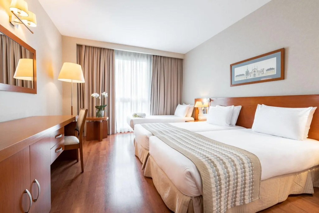 Eurostars San Lazaro - Chambres