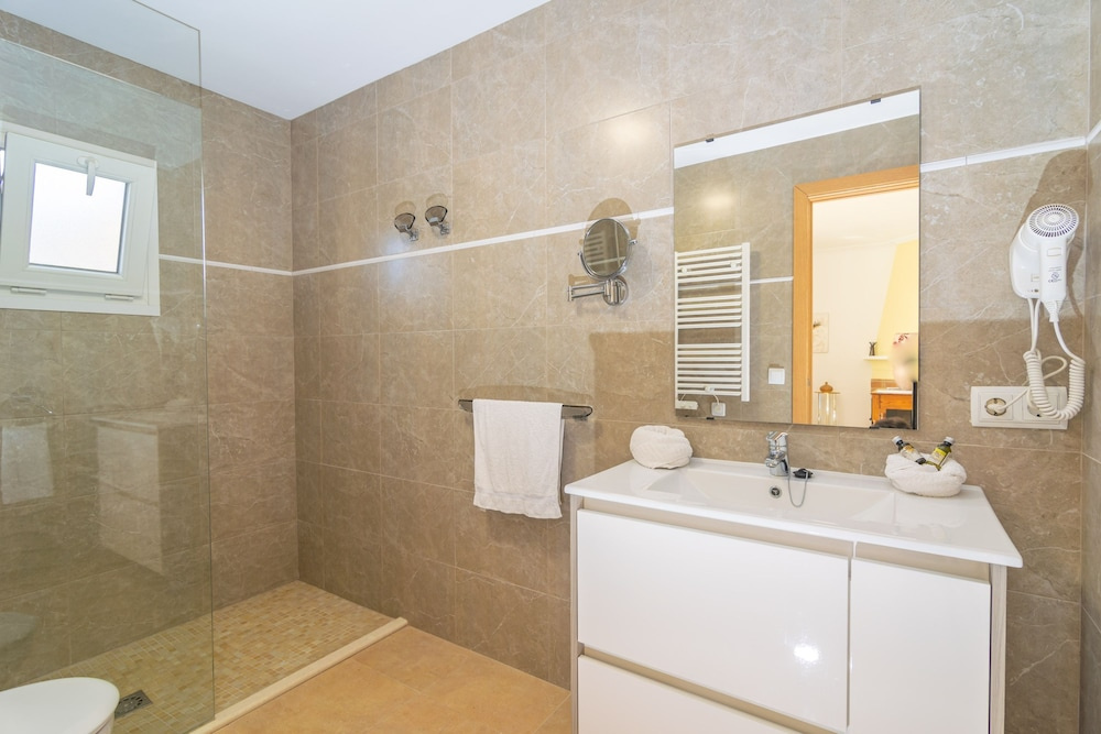 Hotel photo 32