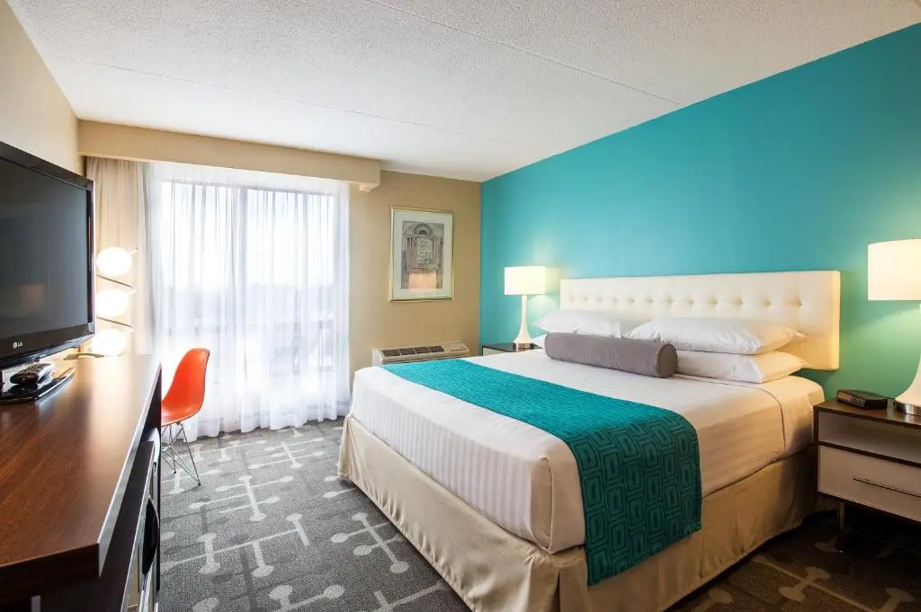 Howard Johnson Plaza by Wyndham by the Falls Niagara Falls - Chambres