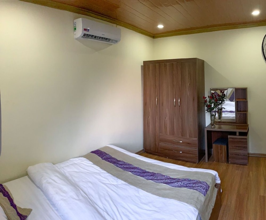 Meo Vac Valley Hotel - Hostel in Dong Van