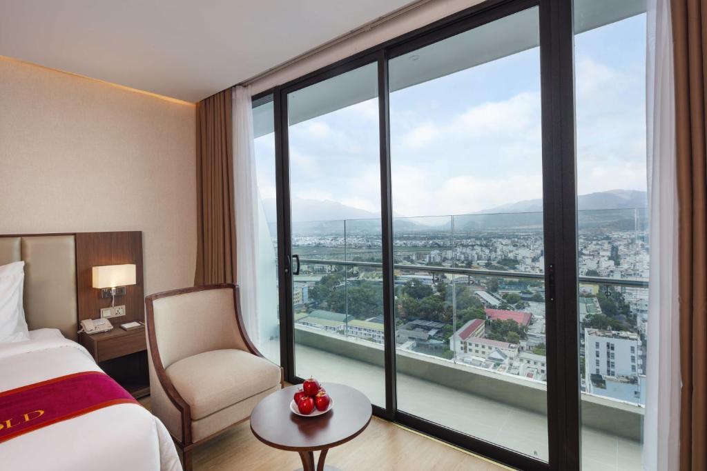 Regalia Gold Nha Trang