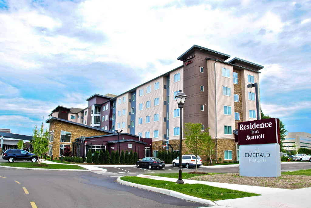 Residence Inn Cleveland Avon at The Emerald Event Center