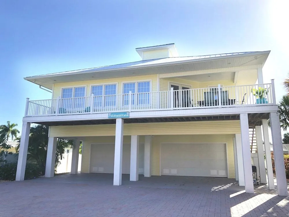 134 Virginia Avenue by RedAwning