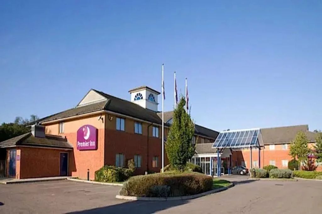 Premier Inn Luton South - M1 J9