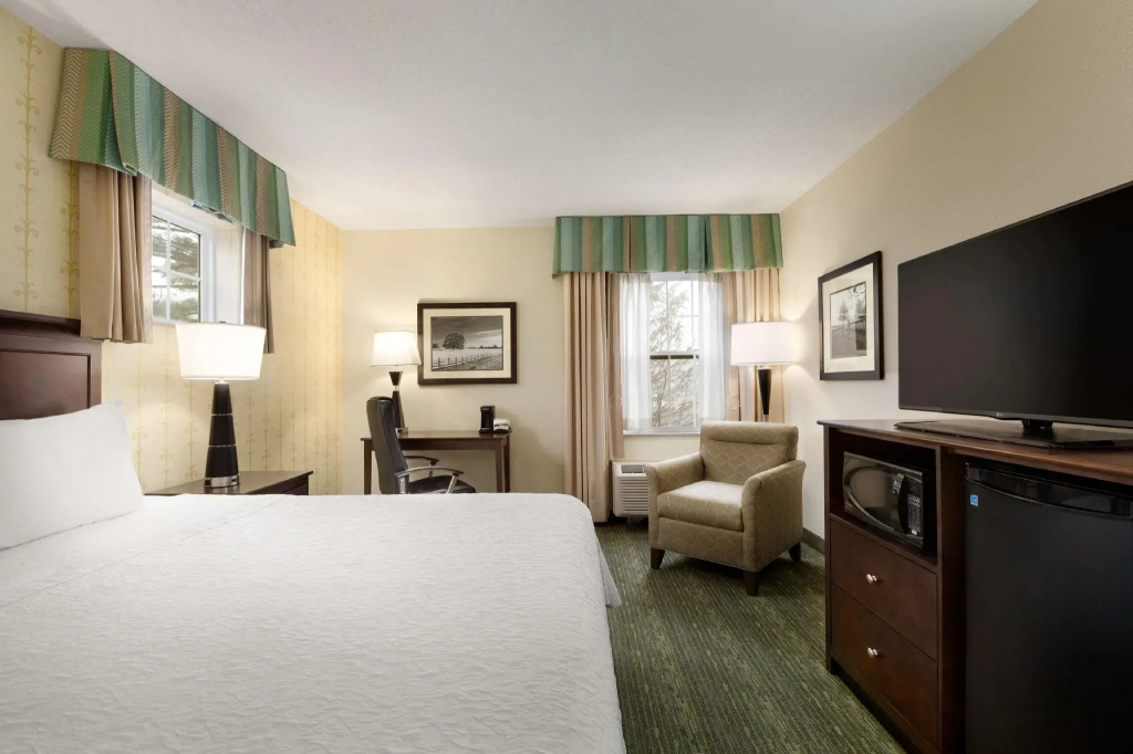 Standard Double room (full double bed)