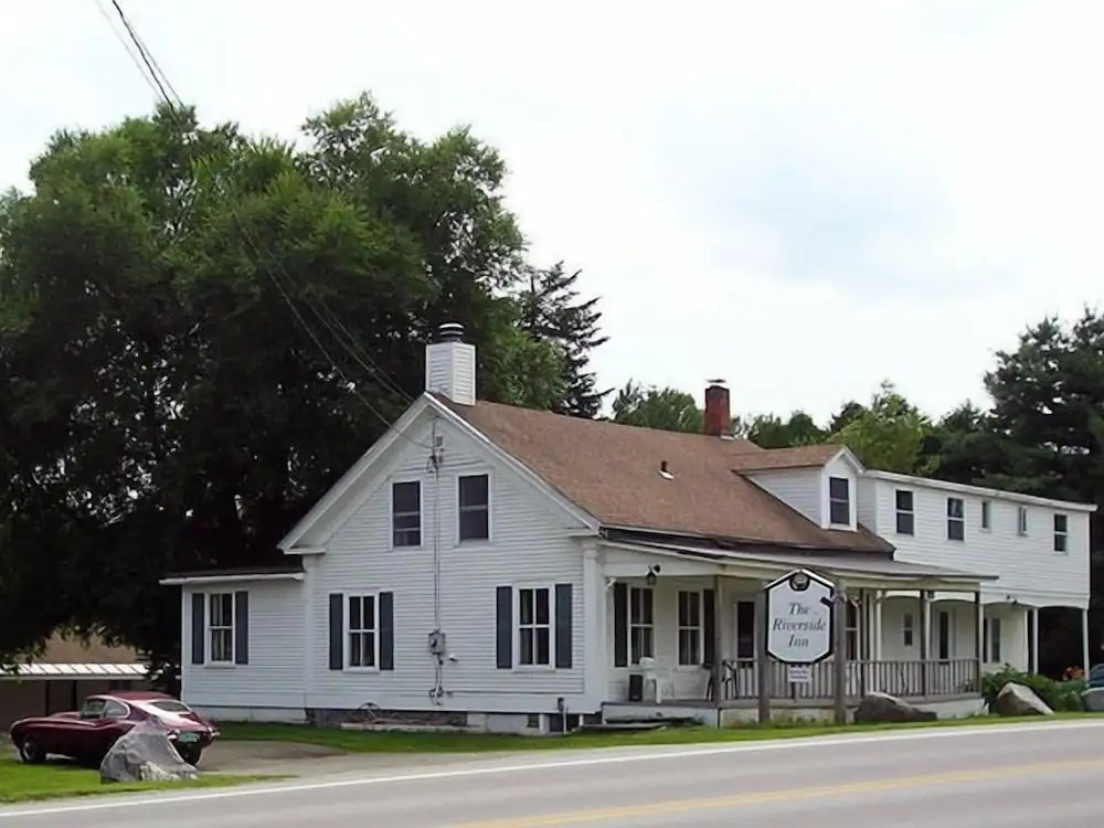 The Riverside Inn
