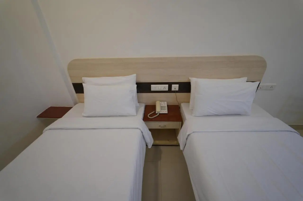Hotel Palmyra Grand Inn - Général