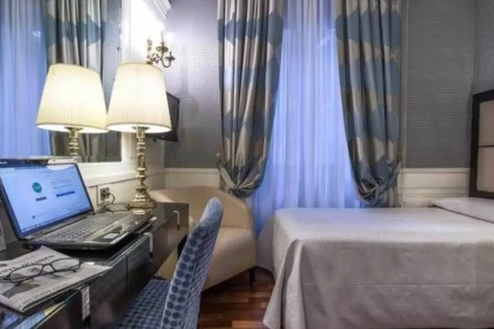 Albergo Del Senato - Chambres