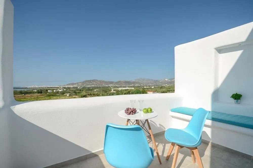 Naxian Spirit Suites & Apartments