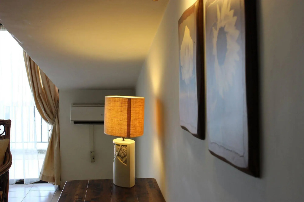 Holiday Suites Hotel And Beach - Général