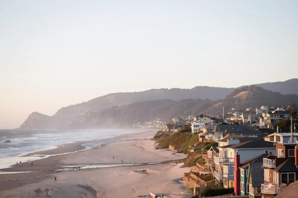 Beach & Waterfront