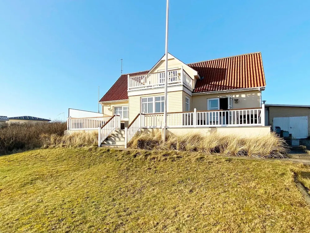 Scenic Holiday Home in Ringkøbing near Sea