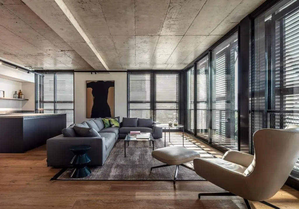 2 Bedrooms Apartment