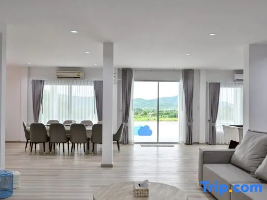 Konmek Poolvilla