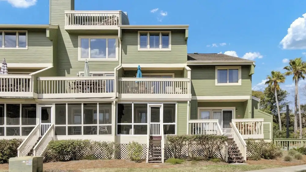5B Mariners Walk by Avantstay Shared Pool Minutes to Waterfront Dining + Shops
