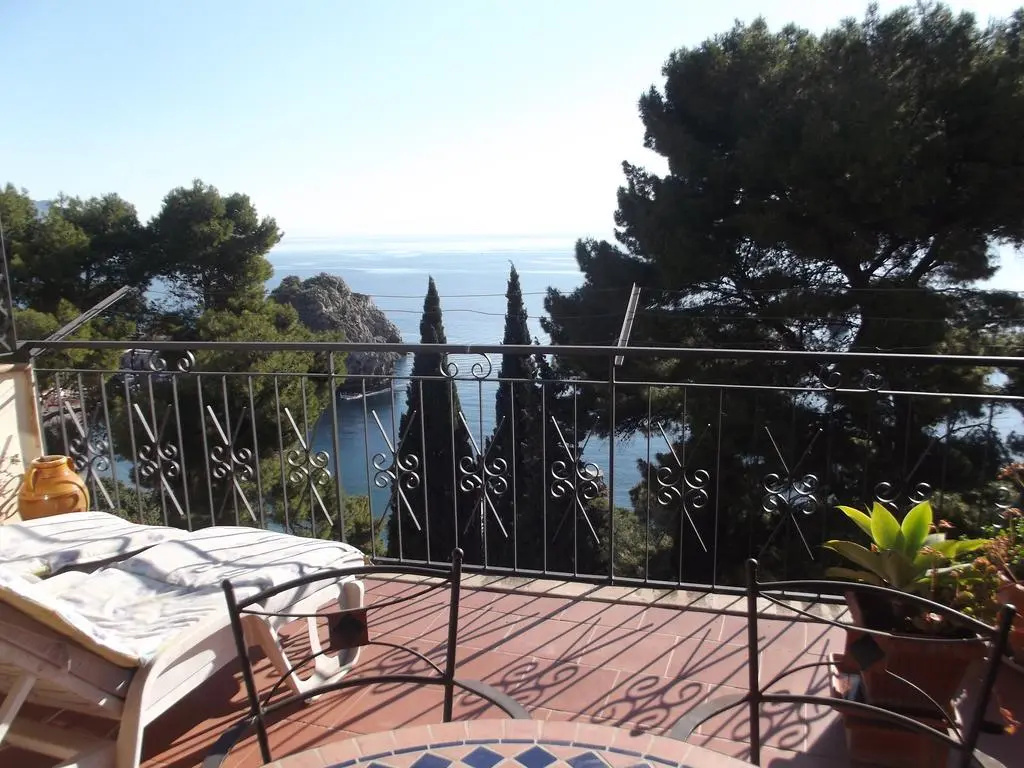 Tovimar Apartments