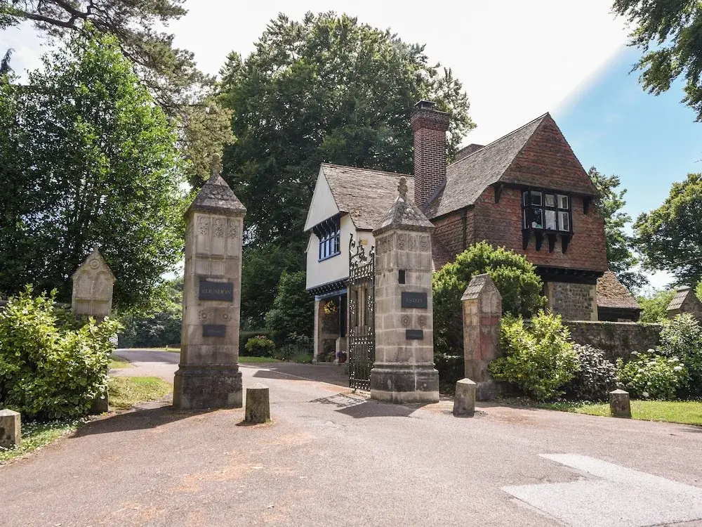 12 The Gardens