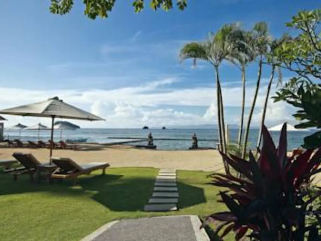 Beach & Waterfront