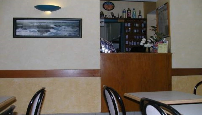 Food & Beverage