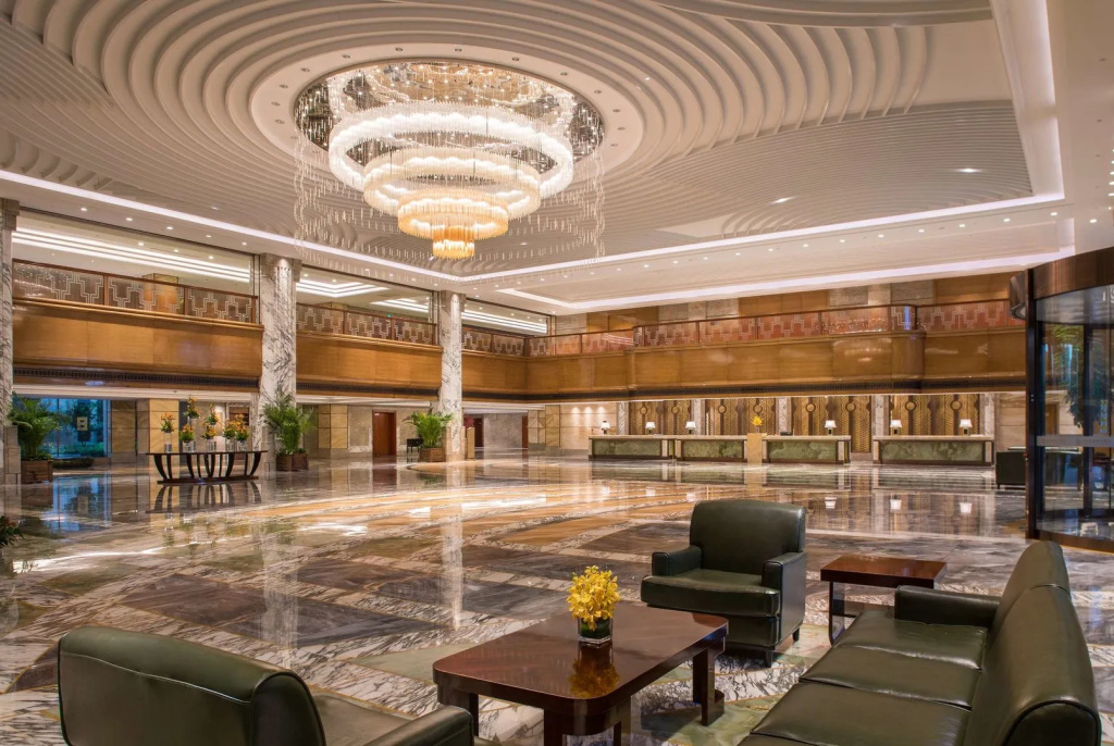 Lobby & Reception