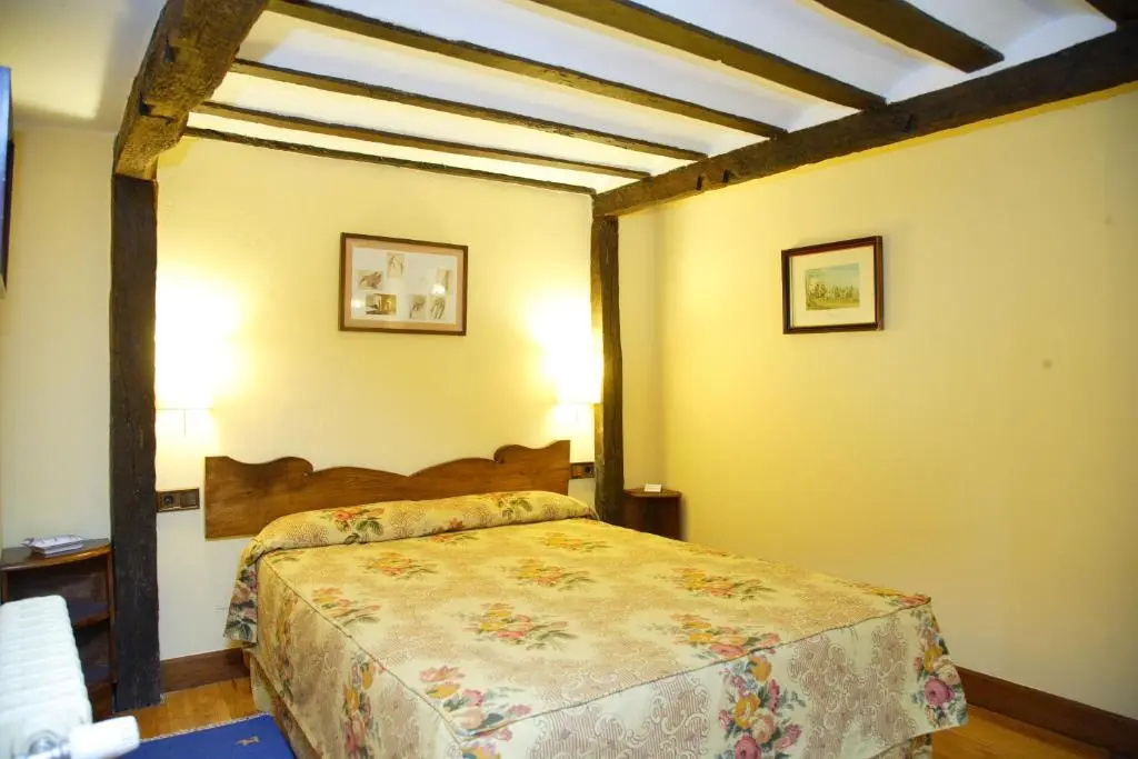 Posada La Torre de la Quintana - Chambres