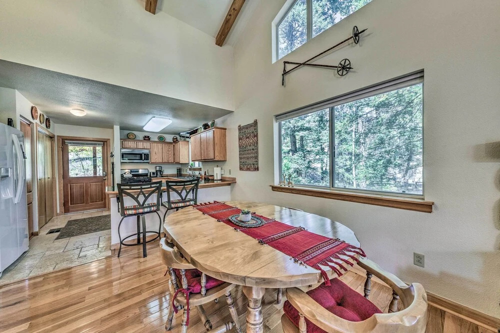 Cloudcroft Cabin w/ Deck < 2 Mi to Downtown! - фото 7