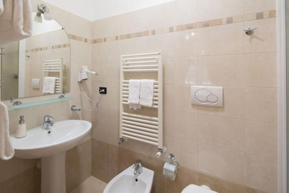 Hotel photo 34