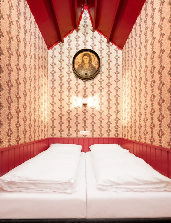 Hotel Not Hotel Amsterdam - Chambres