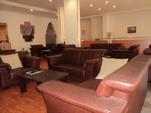Izethan Hotel by null
